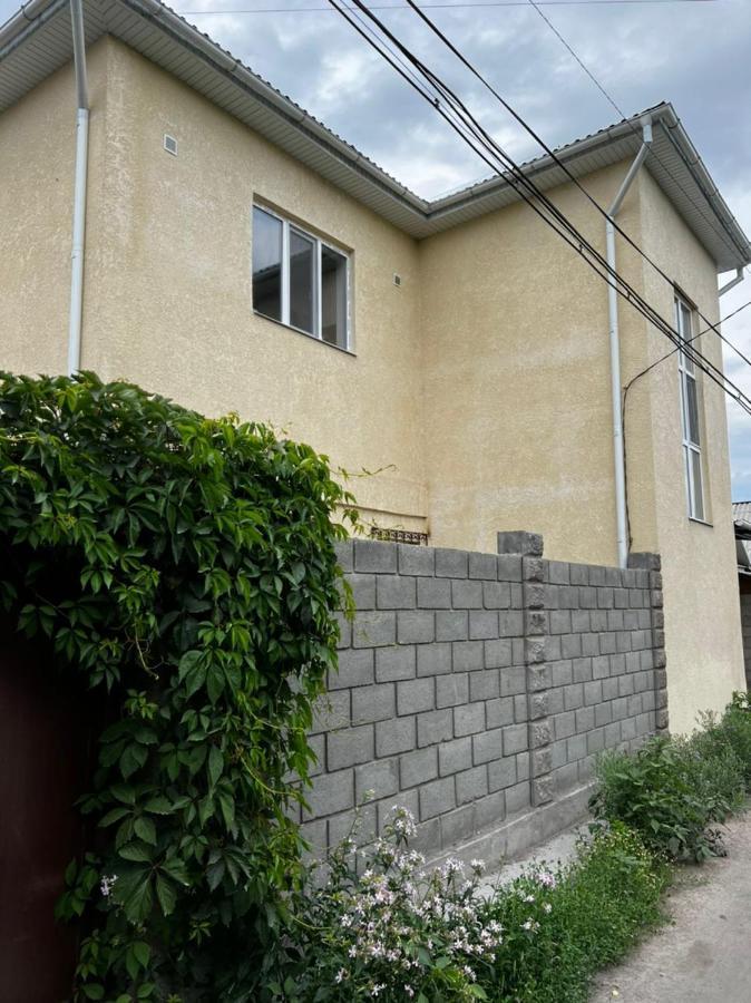 Meiman House Close To Asia Mall Bisjkek Eksteriør bilde
